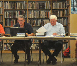 RC school board president John Krajenta (at left) and interim superintendent Lee Sandy. 